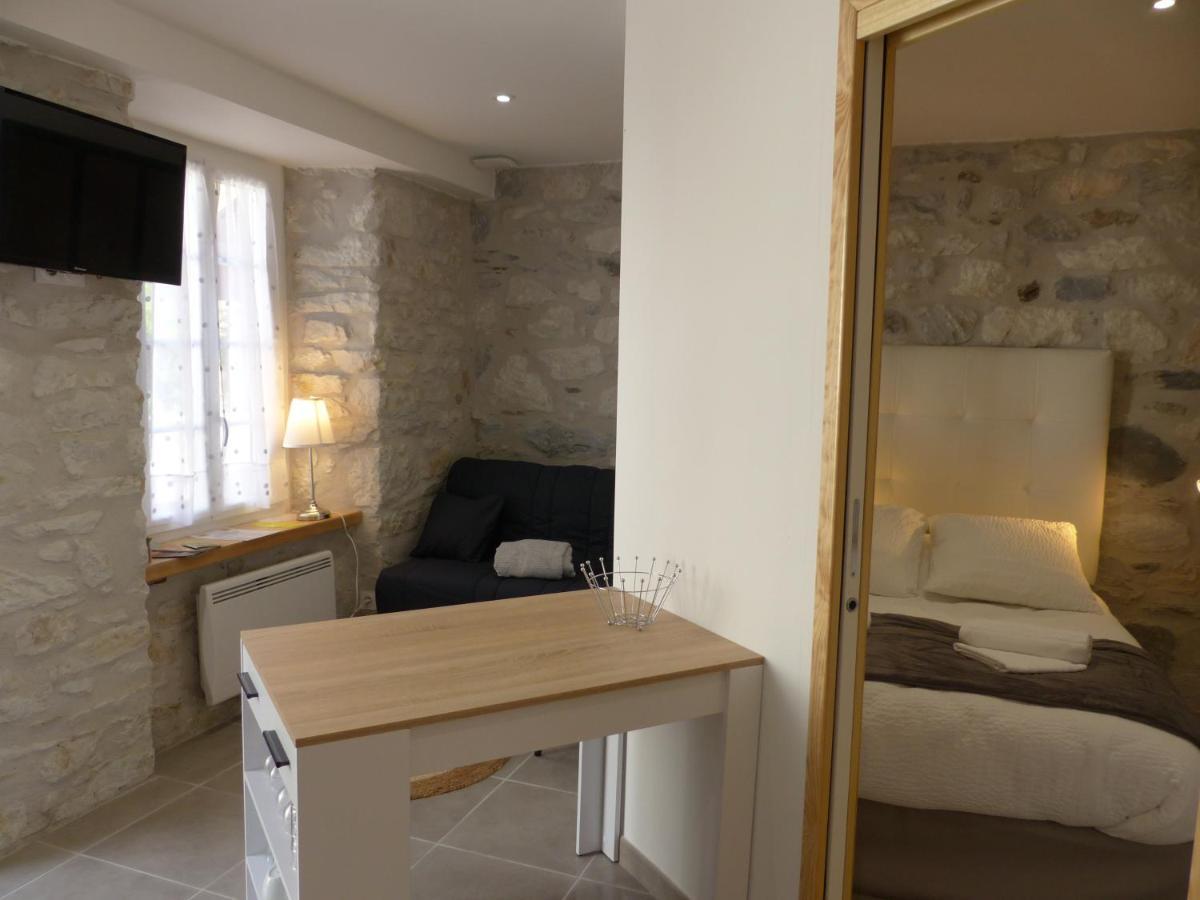Hotel Logis Auberge De L'Isard Saint-Lary  Exterior photo
